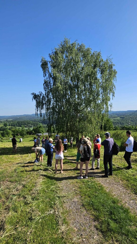 Uczestnicy wyjazdu w gospodarstwie EkoAronia