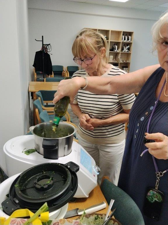 przygotowanie pesto