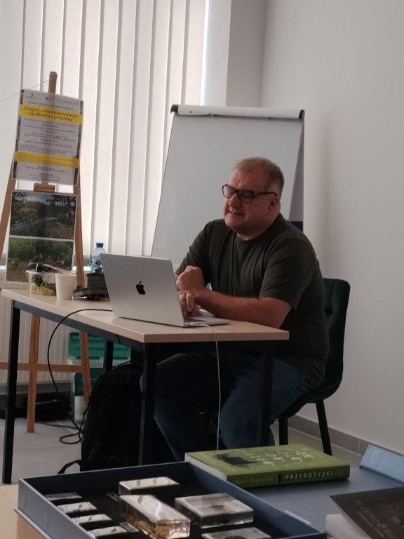 wykladowca Marcin Kostrzyński