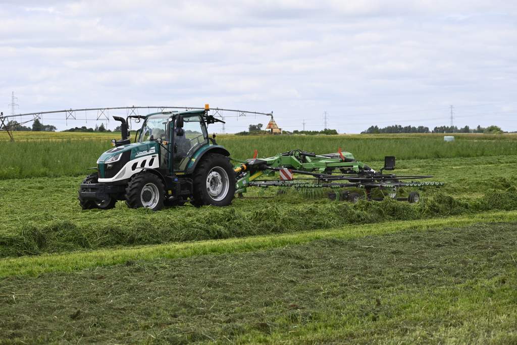 Manewry łąkowe firmy SAMASZ (28)